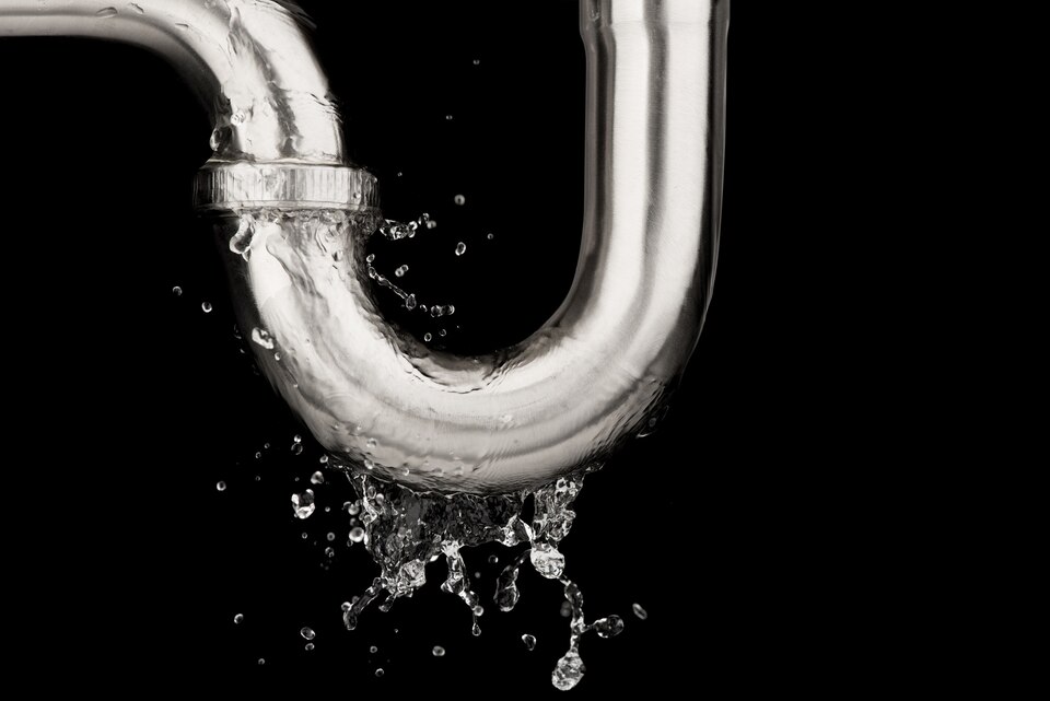 Critical Warning Signs of an Impending Burst Pipe in Alexandria pipe